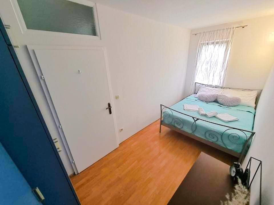 Apartment Three Roads Baška Voda Екстериор снимка