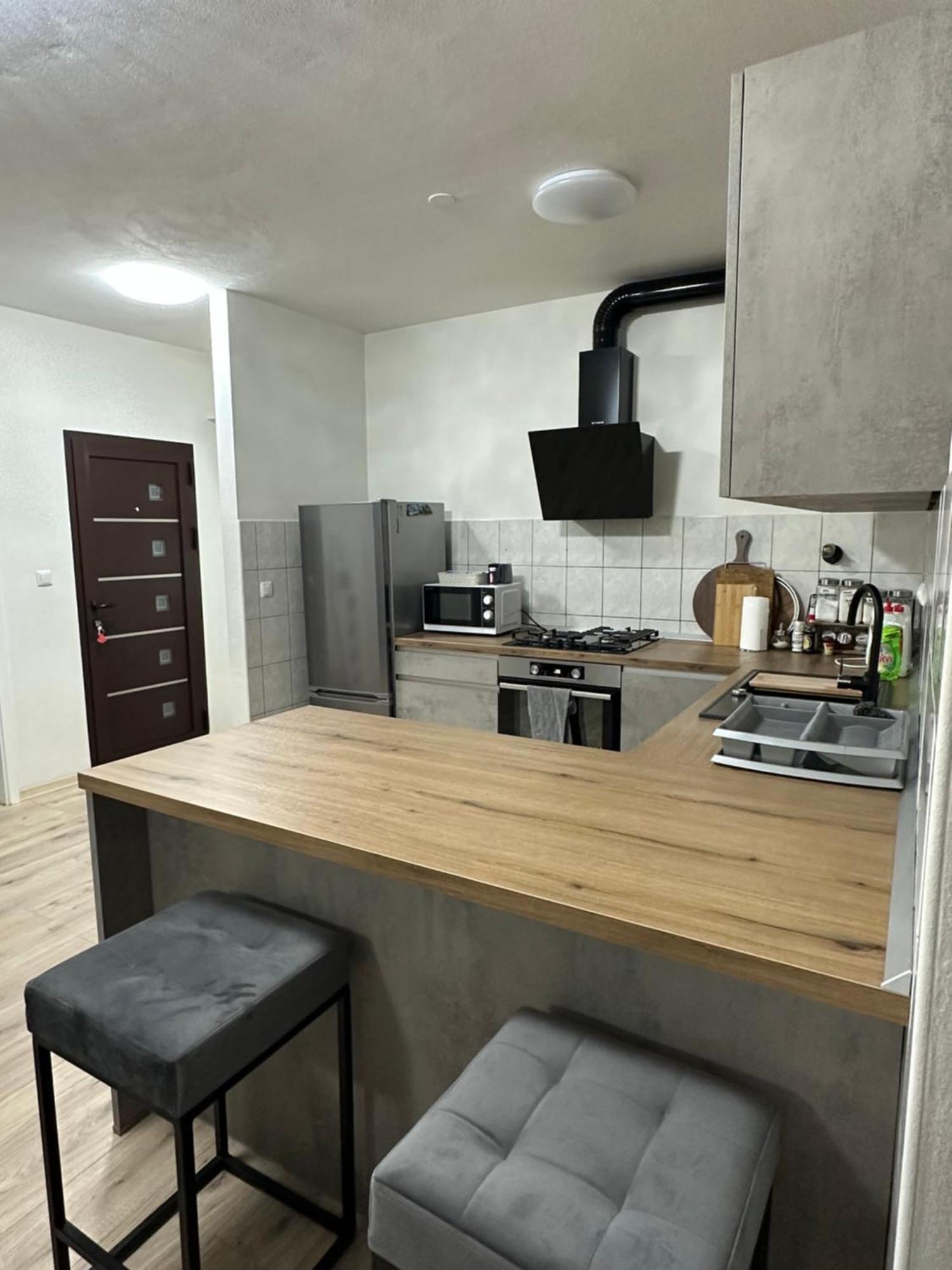Apartment Three Roads Baška Voda Екстериор снимка